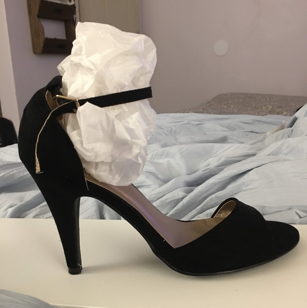 Kitten Heels - image 4